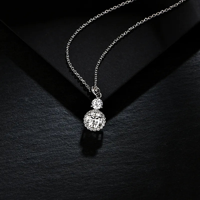 Moissanite Diamond Round-Cut Pendant Necklace in Rhodium/Gold-Plated 925 Sterling Silver - Florence Jewellers